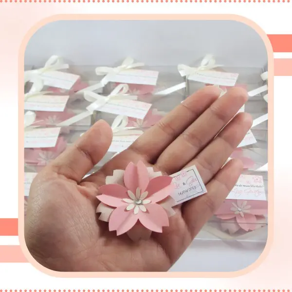 flores feito com origami