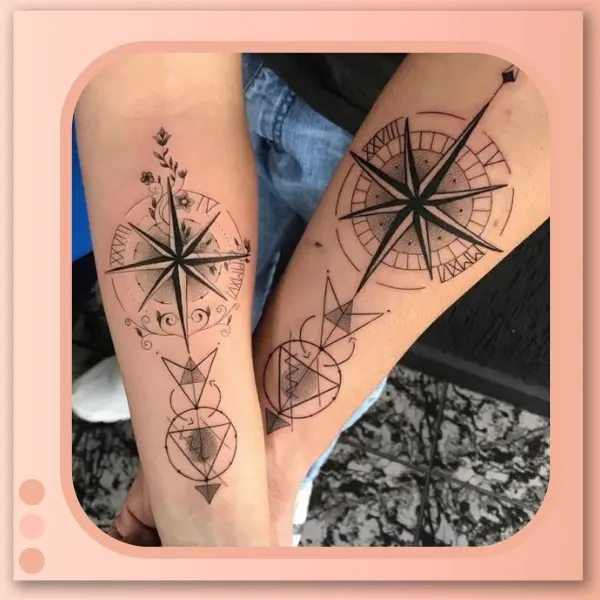 Tatuagem de Estrela de 8 pontas