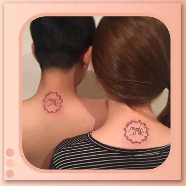 tatuagem de casal infinito na nuca