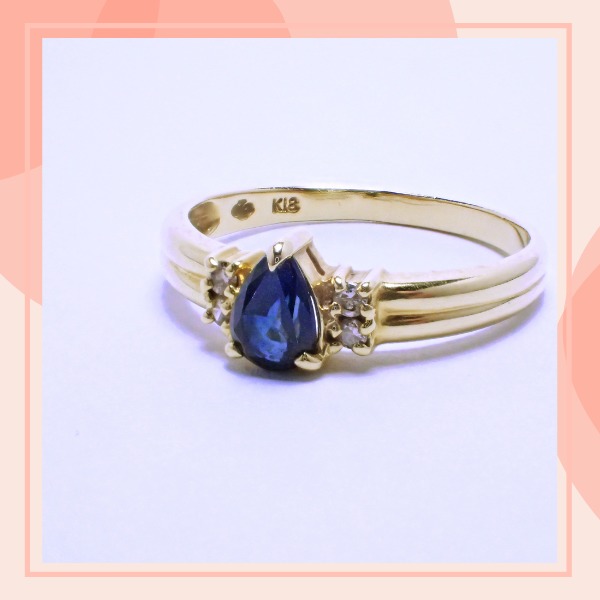 anel solitário com pedra azul