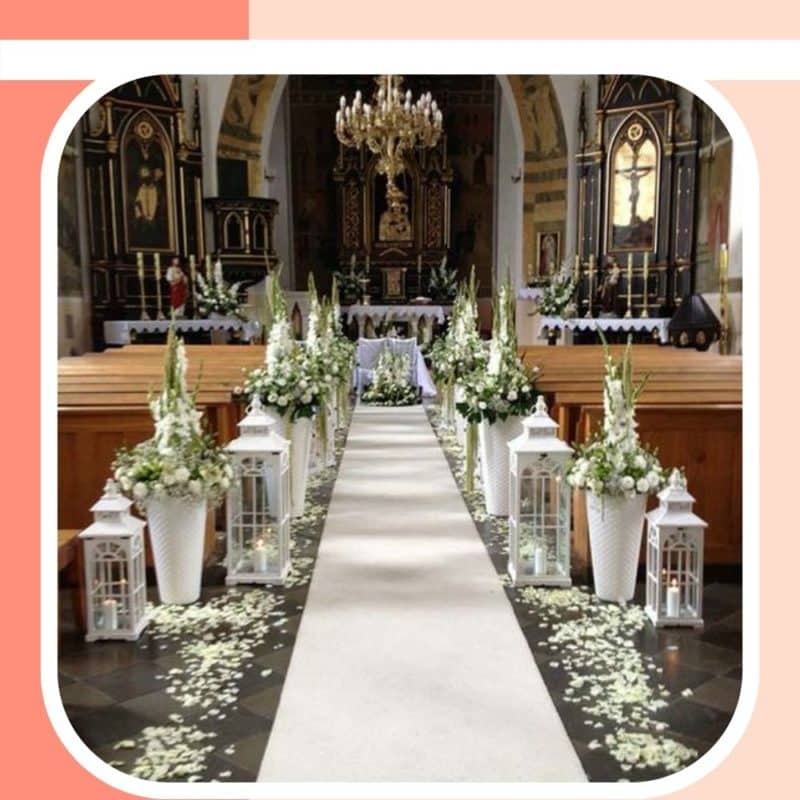 decoração de igreja para casamento branco e lindo