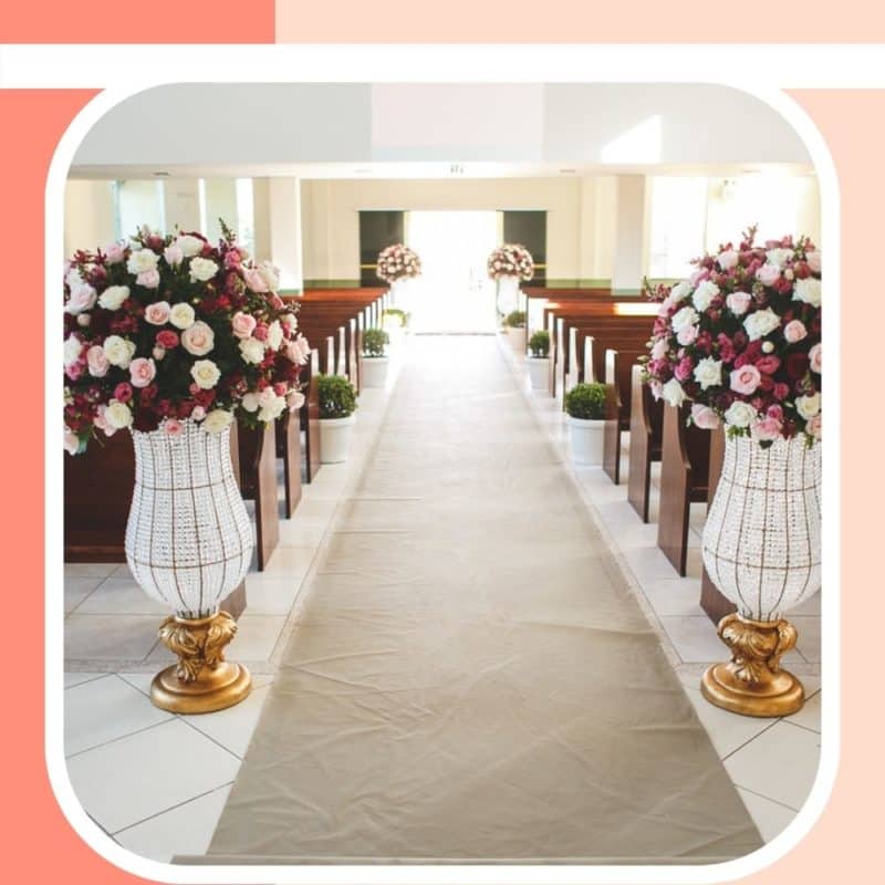 decoração de igreja para casamento com vasos grandes