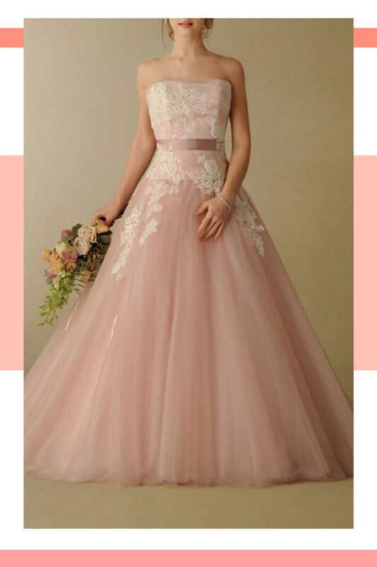 vestido de noiva rosa champagne e branco