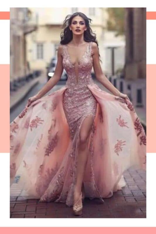 vestido rosa moderno para noiva