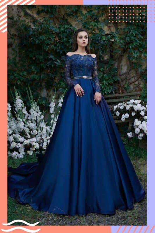 vestido de noiva azul escuro longo com mangas princesa