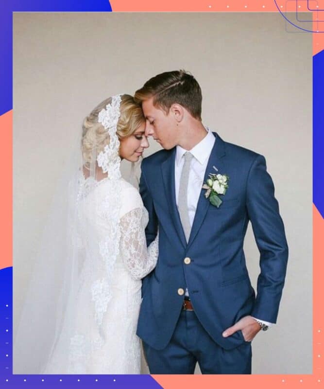 noivo e noiva terno azul