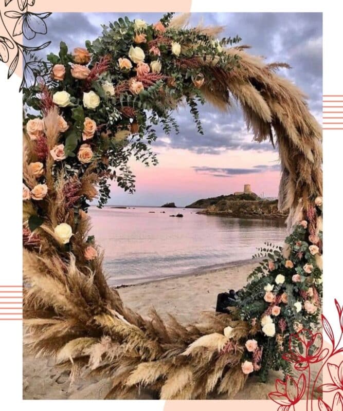 arco de flores para casamento na praia